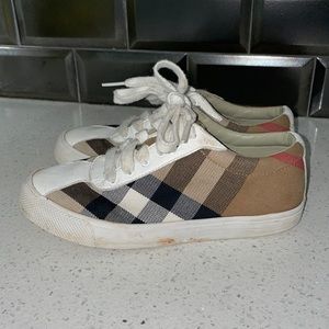 Boys Burberry sneakers